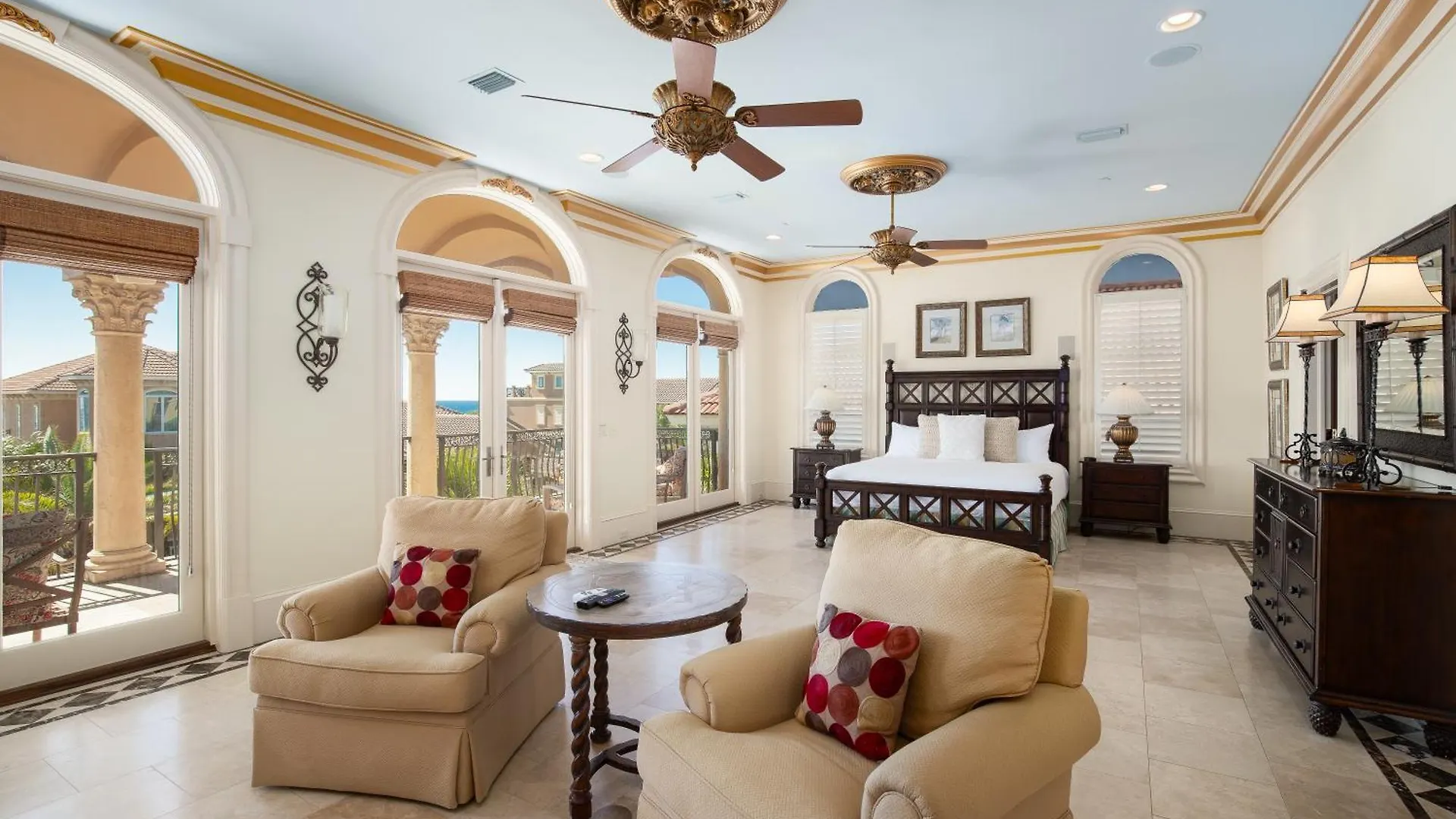 Holiday home Beach Views, Rooftop Deck, Outdoor Kitchen, Destin